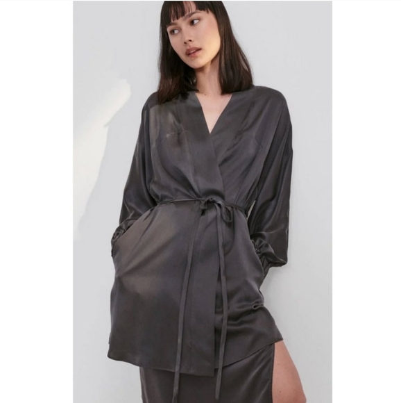 Lunya Women's Washable Silk Robe - Picture 2 of 7
